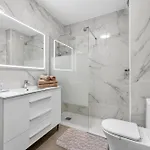 Hermitage Homes Vgl Apartman *