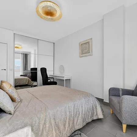 Apartament Hermitage Homes Vgl